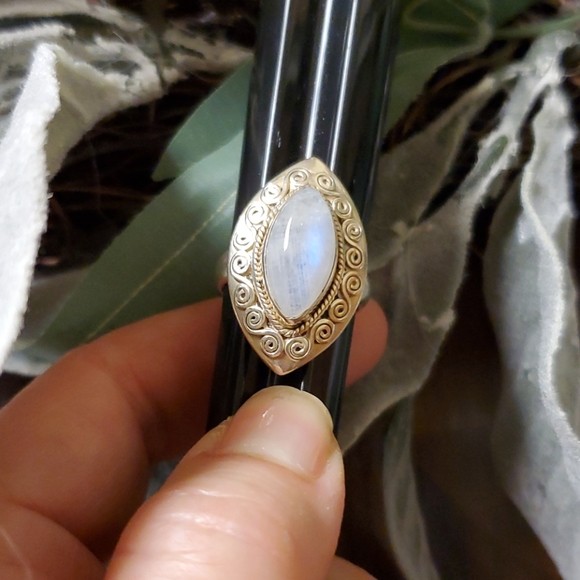 Doug Paulus moonstone ring - Picture 5 of 8